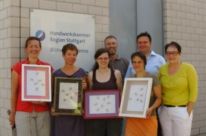 Teilnehmer des erfolgreich abschlossenen Kurses "Geprüfter Bildeinrahmer" 2012
